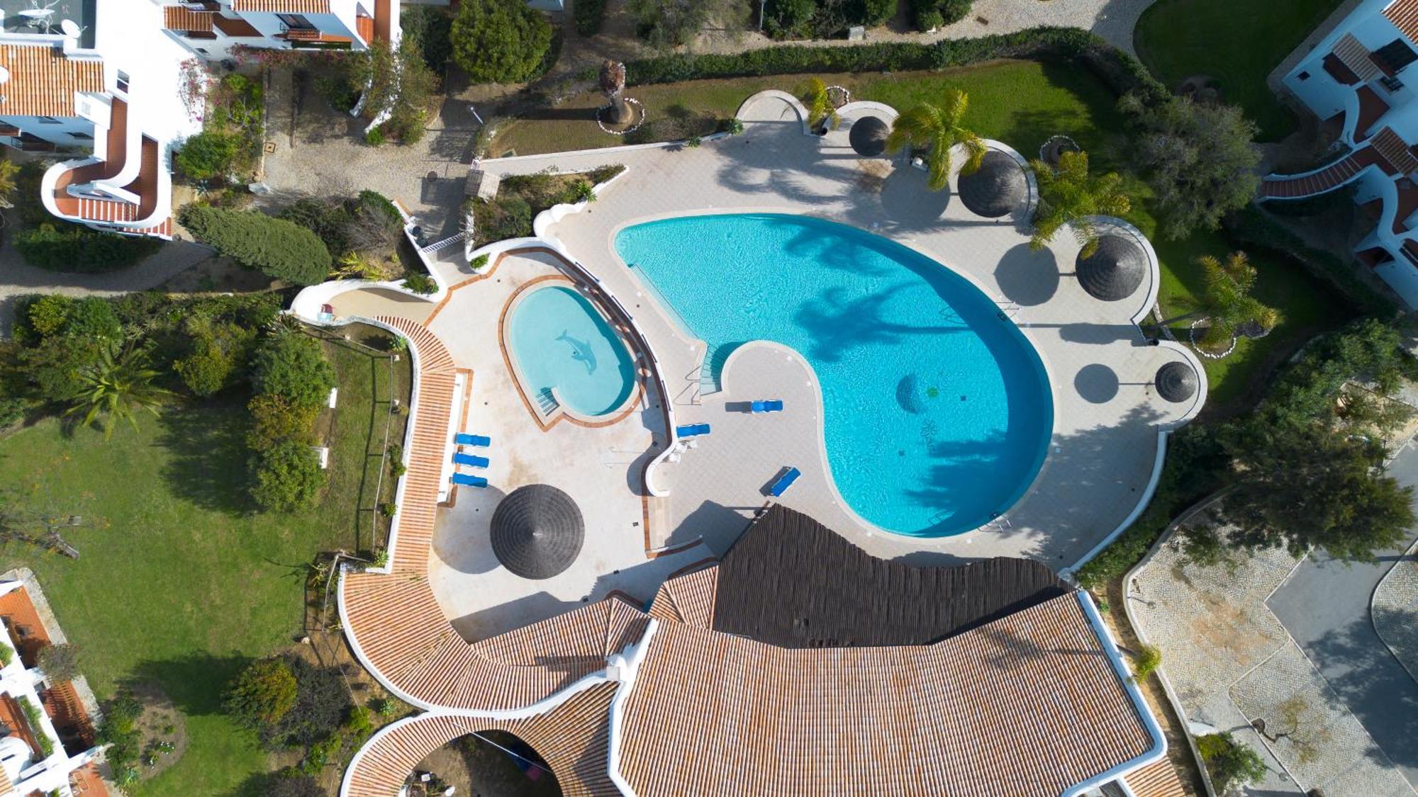Coastal Retreat With Pool And Beach Access By Drago Rentals Albufeira Zewnętrze zdjęcie